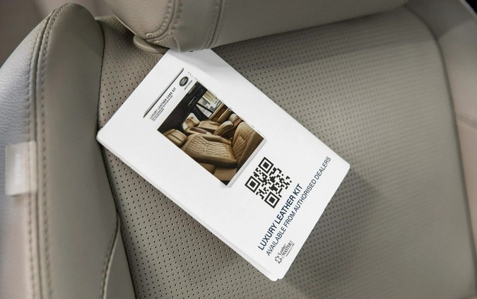 Land Rover Discovery Sport cena 149900 przebieg: 51000, rok produkcji 2019 z Kamienna Góra małe 781